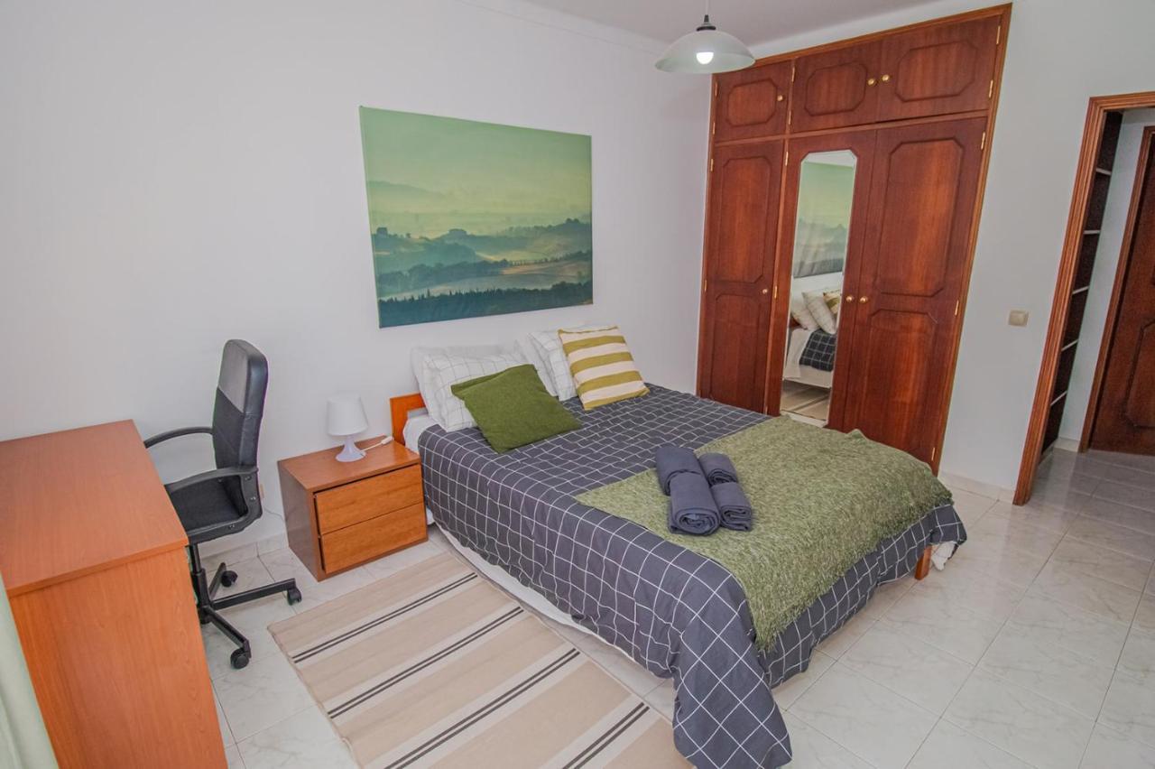 Charming Private Rooms In An Apartment A1 Penha - Faro Exterior photo