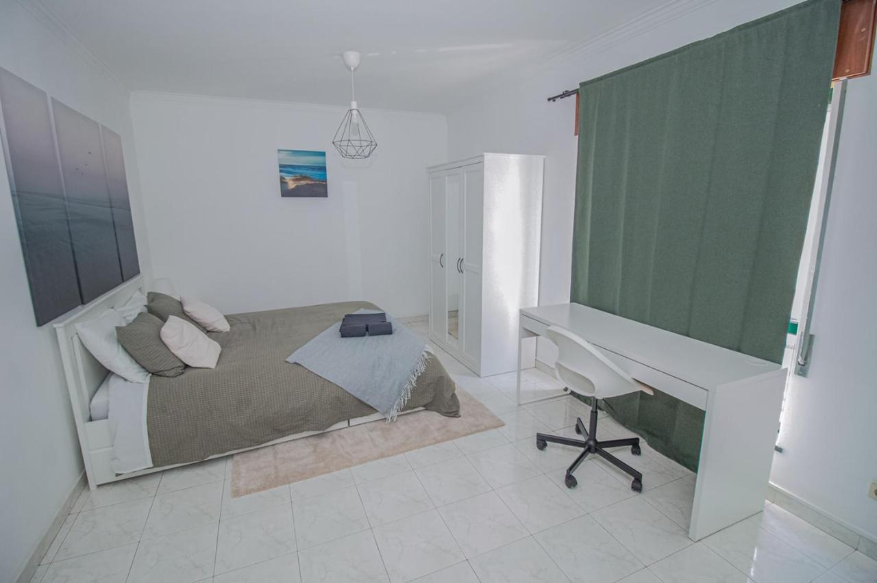 Charming Private Rooms In An Apartment A1 Penha - Faro Exterior photo