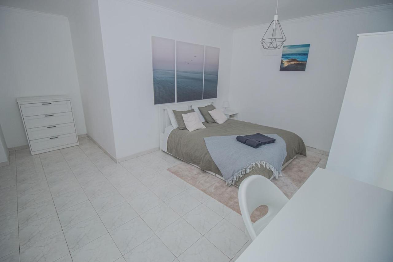 Charming Private Rooms In An Apartment A1 Penha - Faro Exterior photo