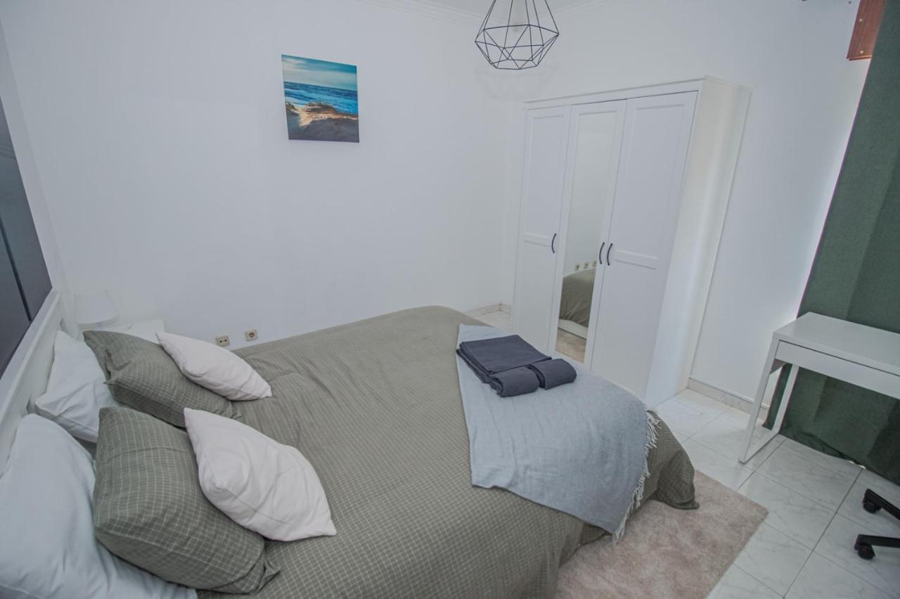 Charming Private Rooms In An Apartment A1 Penha - Faro Exterior photo